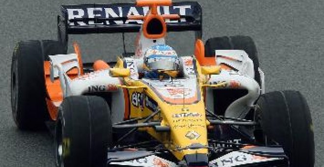 Fisichella no le da casi ninguna opción a Alonso para ganar un gran premio