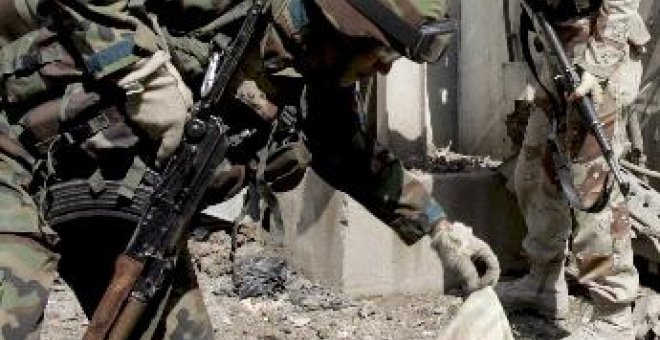 Mueren cinco soldados iraquíes en un ataque suicida en Bagdad