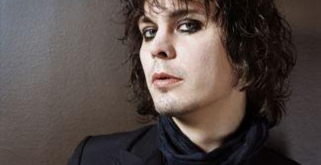 Su nombre es Ville Valo y las vuelve locas