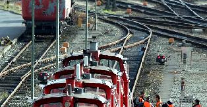 Cientos de vuelos anulados y miles de pasajeros en tierra en el preámbulo de una gran huelga