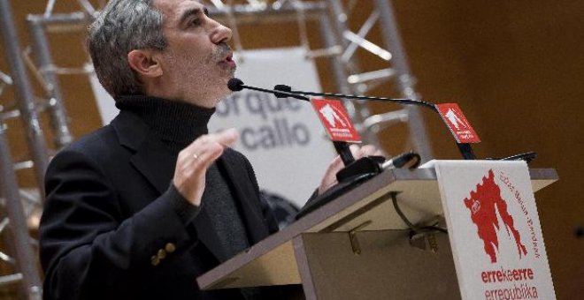 Llamazares pide el voto a los cristianos "de base", socialistas y "por la izquierda"