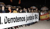 Cerca de 400 personas se concentran en Madrid para condenar el atentado terrorista