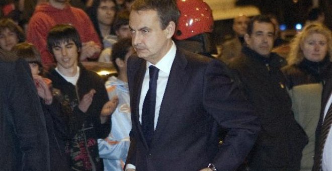 Zapatero descansa hoy en Moncloa y sigue los acontecimientos de Arrasate