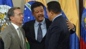 Uribe sella la paz con Correa, Chávez y Ortega tras fuerte intercambio verbal