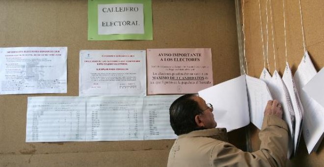 Los colegios electorales españoles abrieron sus puertas