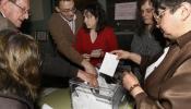 Las direcciones del PSOE y del PP analizarán mañana los resultados electorales
