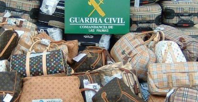 Aprehendidos en Algeciras 230.000 artículos falsos valorados en 100 millones de euros