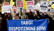 El comisario europeo de Ampliación pide a la Justicia turca que "no se meta en política"