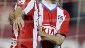 3-0. Forlán, Simao y Agüero refuerzan al Atlético con una cómoda victoria