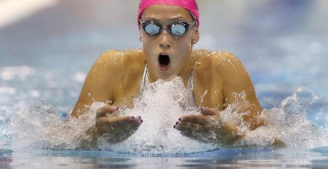 Mireia Belmonte bate el récord de España en 400 estilos y hace la mínima para Pekín