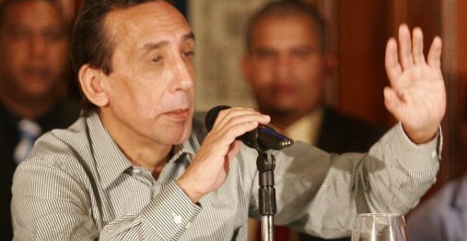 Un ex senador colombiano cree que Betancourt y otros tres rehenes serán liberados "muy pronto"
