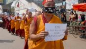 Detenidos 73 tibetanos frente a la oficina de visados de China en Nepal