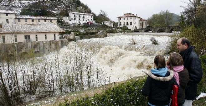 Cuatro ayuntamientos navarros en situación de prealerta por la crecida de ríos