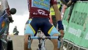 Contador sentencia la Vuelta a Castilla y León tras exhibirse en la etapa reina