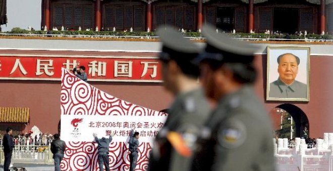 La llama olímpica llegó a Pekín en medio de grandes medidas de seguridad