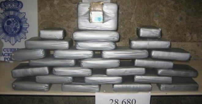 La policía intervino más de 136 kilos de cocaína y detuvo a 39 personas en marzo en Barajas