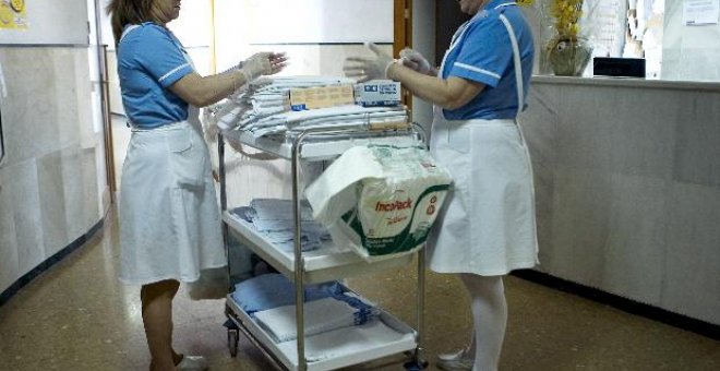 Trabajo propone una multa de 6.251 euros a la clínica San Rafael por obligar a llevar falda