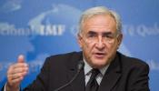 Strauss-Kahn alerta del riesgo de la inflación por los precios de los alimentos y la energía