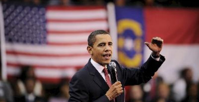 Obama admite que se equivocó en una declaraciones que sus rivales califican de clasistas