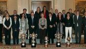 La reina Sofía felicita al Ciudad Ros Casares por ganar la Copa de la Reina