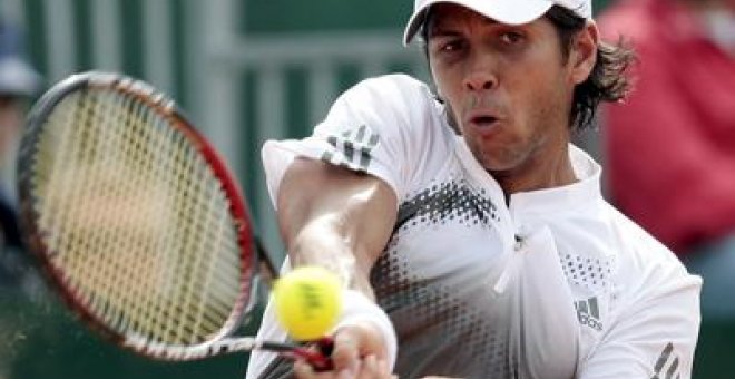 Robredo y Verdasco continúan vivos en el torneo de la Comunidad Valenciana