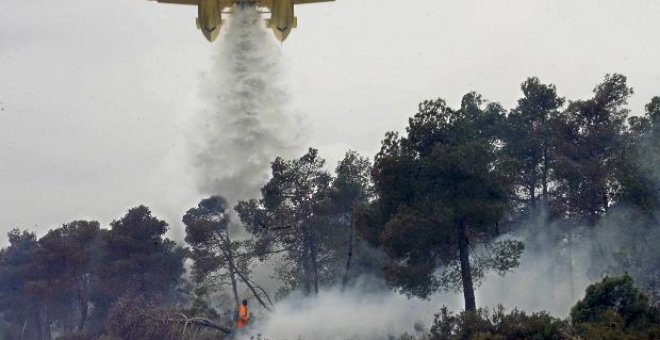 El fuego está contenido y ha arrasado 34 hectáreas de arbolado en Albalat