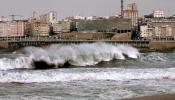 La flota gallega permanece amarrada en su mayoría por el temporal