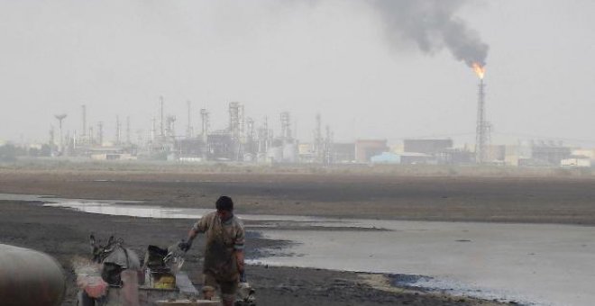 El barril de Brent cierra a 114,43 dólares después de marcar un nuevo récord