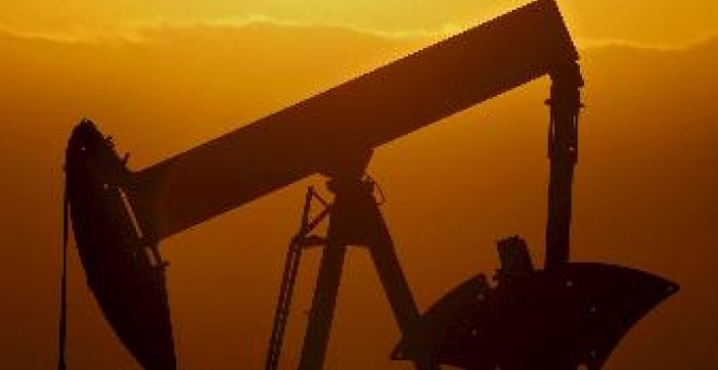 El precio del crudo de la OPEP llega al octavo récord al vender a 111,14 dólares el barril