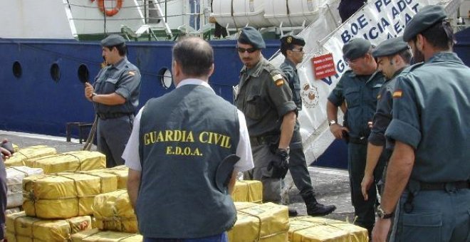 Detienen a once traficantes tras hallar 65 kilos hachís en un barco en Gran Canaria
