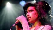 La cantante Amy Winehouse, detenida por supuesta agresión