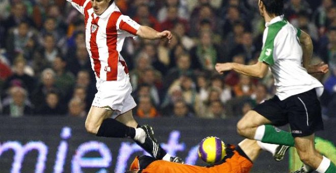 Aduriz expresa su deso de ganar para dejar al Racing "sin optar a algo"