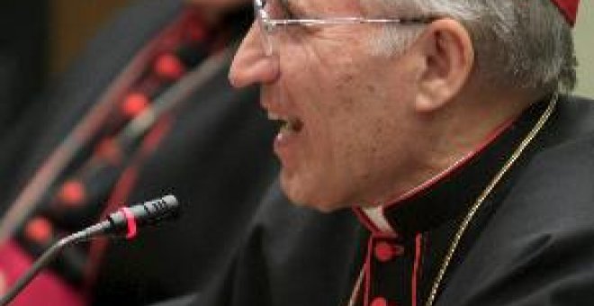 Los obispos creen que la secularización y algunos medios alejan a los fieles