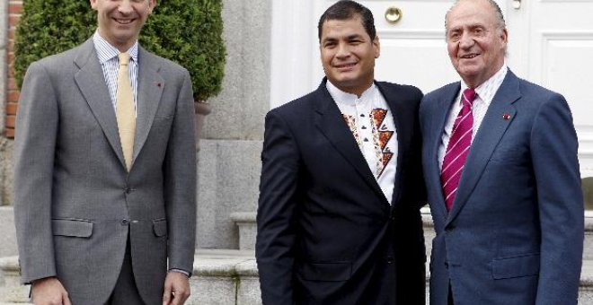 Correa llegó a Madrid para exponer su postura sobre la crisis con Colombia