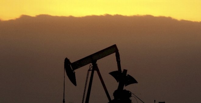 El petrólo Brent baja 0,61 dólares, hasta los 121,25