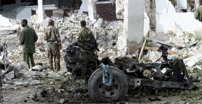 Fuertes explosiones y vuelo de aeronaves en el sur de Somalia
