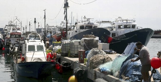 La Generalitat adelantará 4,1 millones de ayudas pendientes a los pescadores