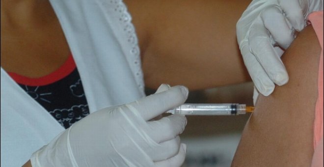 Más de 238.000 viajeros se vacunaron en 2007, un 20 por ciento más que 2006