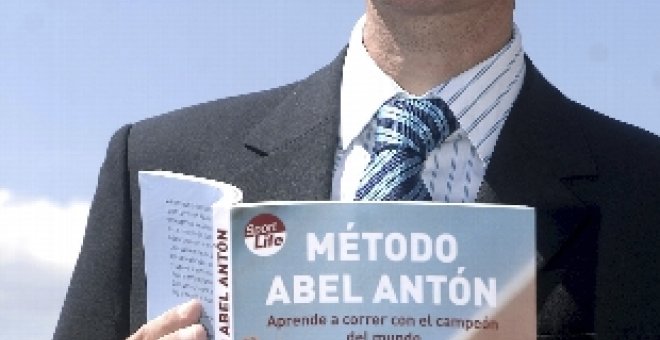 Abel Antón prepara la segunda edición de su "Método" para enseñar atletismo