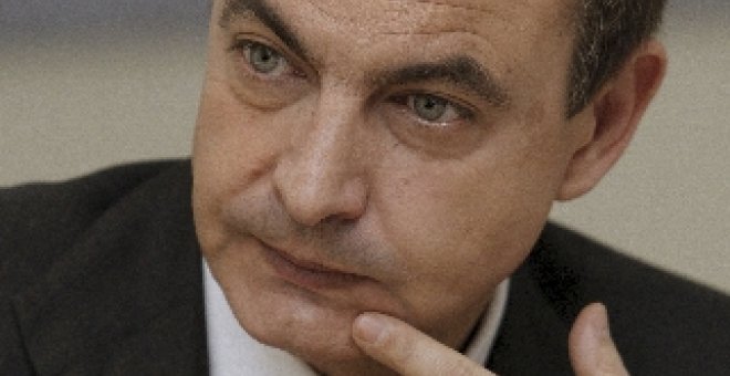 Zapatero se compromete a que el precio de la luz se acerque a la subida del IPC