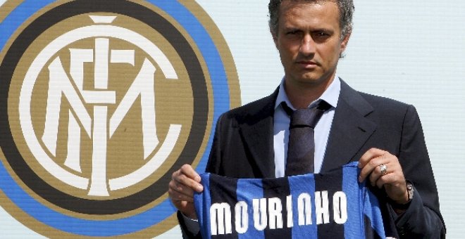 Mourinho asegura que el Inter incorporará como máximo tres nuevos jugadores