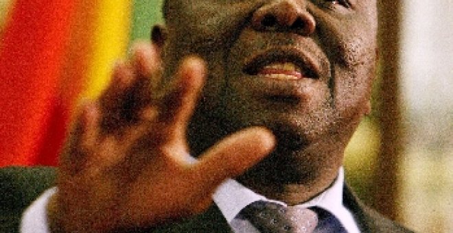 El partido opositor de Zimbabue dice que la policía detuvo a su líder