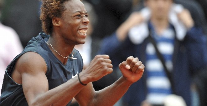 Monfils, invitado sorpresa en semifinales al vencer a Ferrer