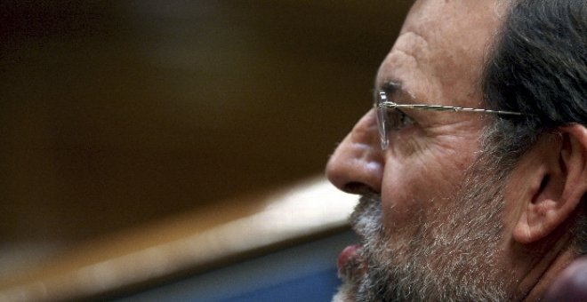 Rajoy acusa a Zapatero de eludir sus responsabilidades al culpar a Trichet