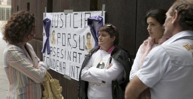 Condenado a 44 años de cárcel por degollar a su ex mujer e intentar matar a su hijo en Asturias