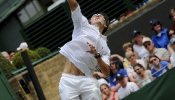 Tommy Robredo progresa en la hierba de Wimbledon
