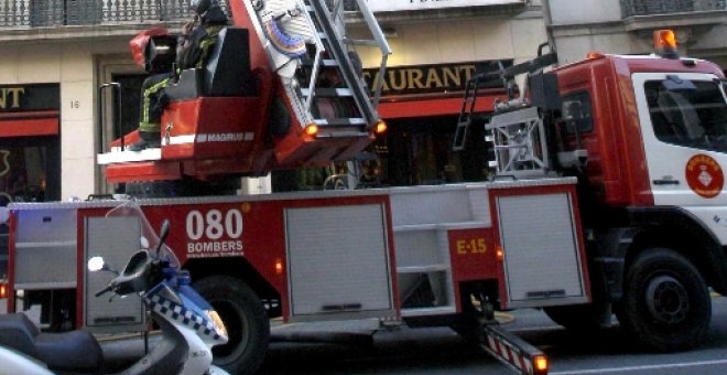 Un incendio destroza un cobertizo situado en el Carrefour de Vallfogona