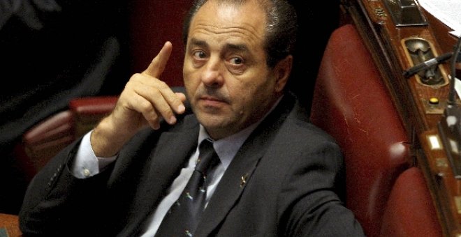 El Gobierno italiano enmienda una norma que pararía un juicio a Berlusconi