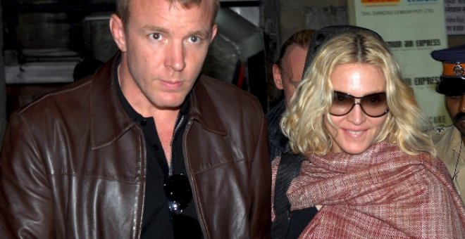 El hermano de Madonna acusa a su cuñado de distanciarlo de la cantante