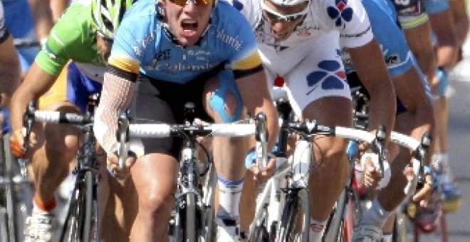 Cavendish ganó la duodécima etapa, marcada por el positivo de Ricco